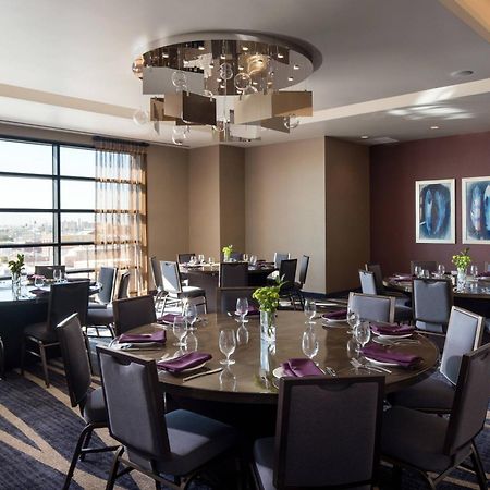 Courtyard By Marriott Phoenix Downtown Экстерьер фото