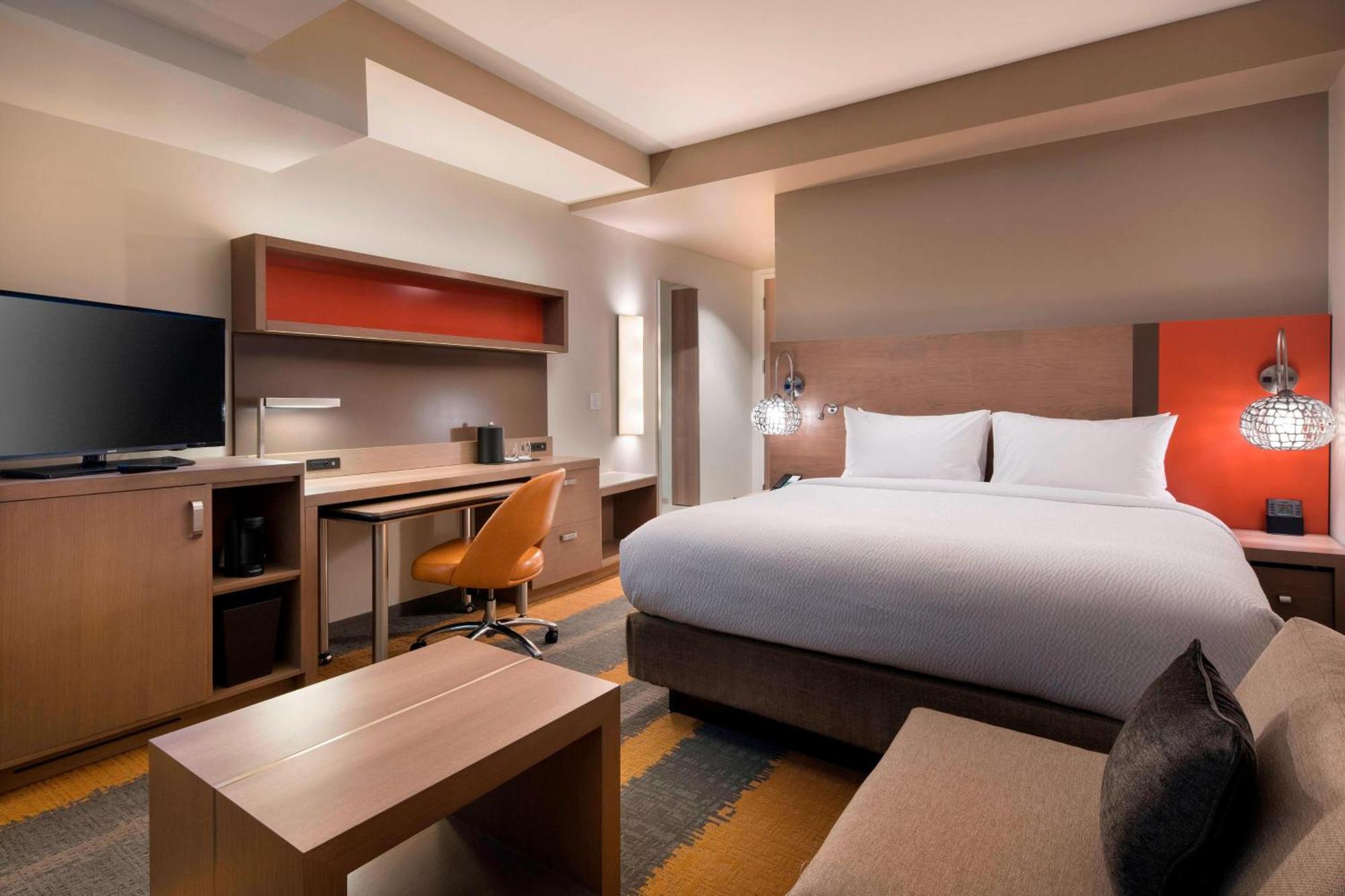 Courtyard By Marriott Phoenix Downtown Экстерьер фото