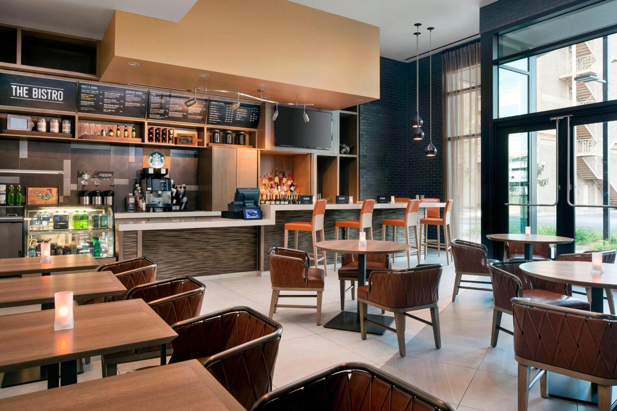 Courtyard By Marriott Phoenix Downtown Экстерьер фото